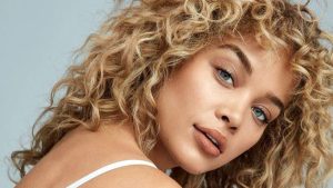 Jasmine Sanders Bikini Body Height Weight Nationality Net Worth