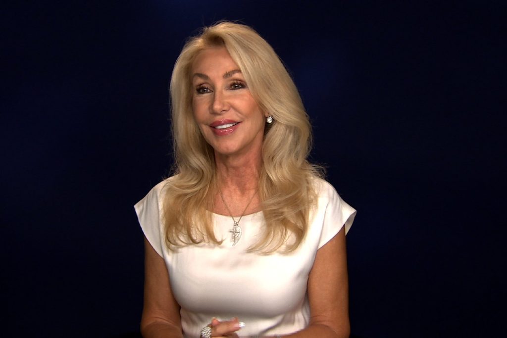 Linda Thompson Bikini Body Height Weight Nationality Net Worth