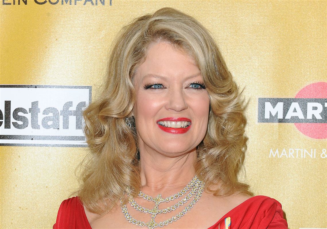 Mary Hart Bikini Body Height Weight Nationality Net Worth