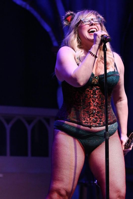 Kirsten Vangsness Bikini Photo