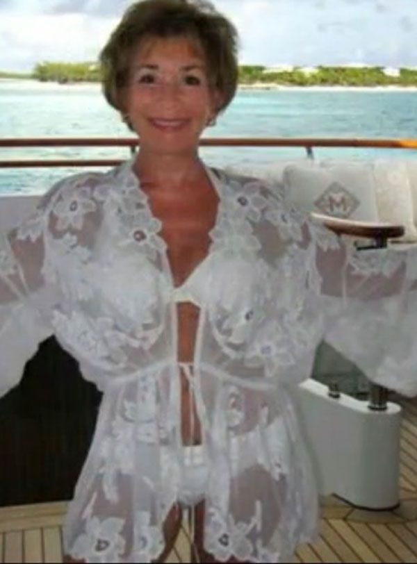 Judge Judy in bikini