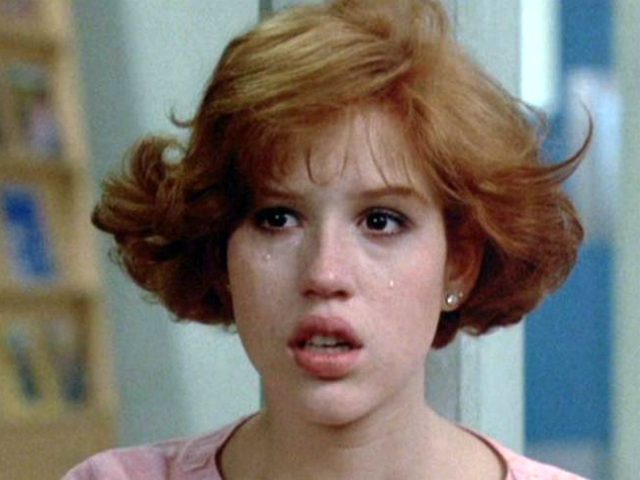 Molly Ringwald Body Height Weight Nationality Net Worth