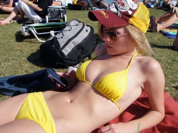 Britt Robertson bikini pic