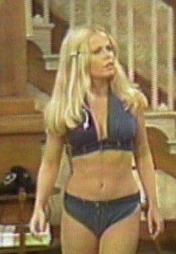 Sally Struthers bikini pic