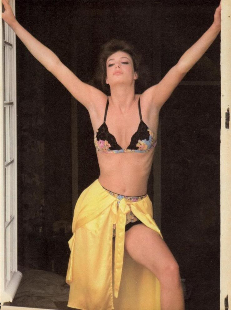 Kelly LeBrock in bikini