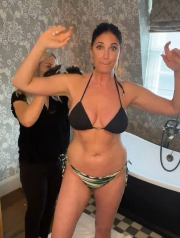 Lisa Snowdon Bikini