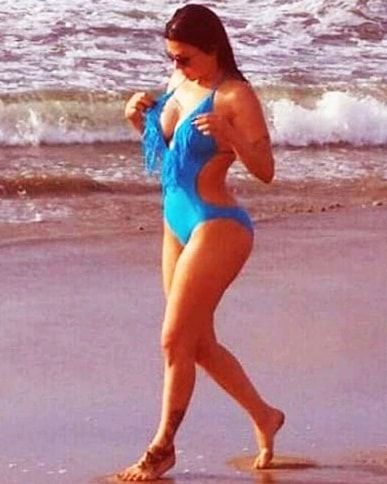 Haifa Wehbe Bikini Pic