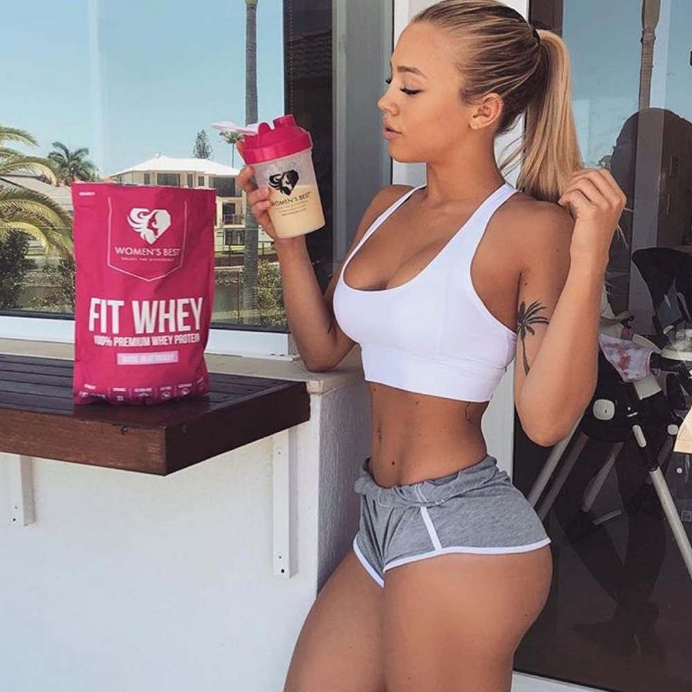 Tammy Hembrow Bikini Photo