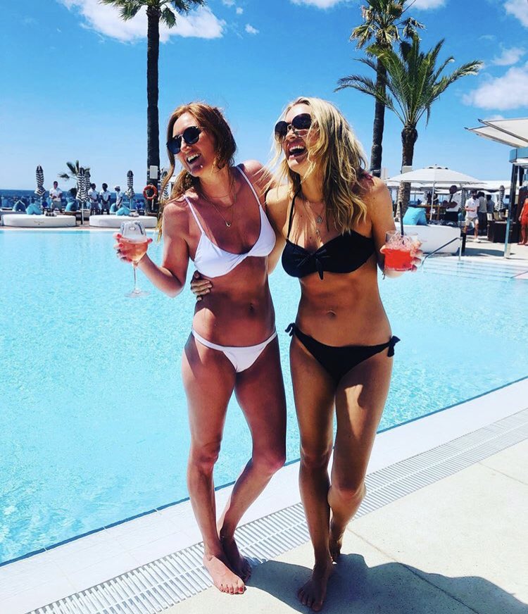 Laura Woods Bikini Photo