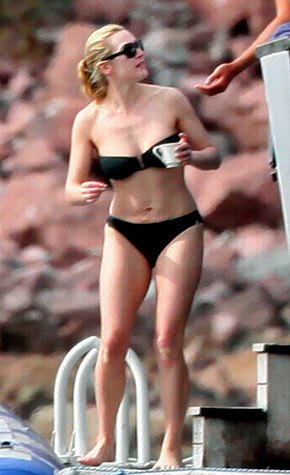 Kate Winslet Bikini