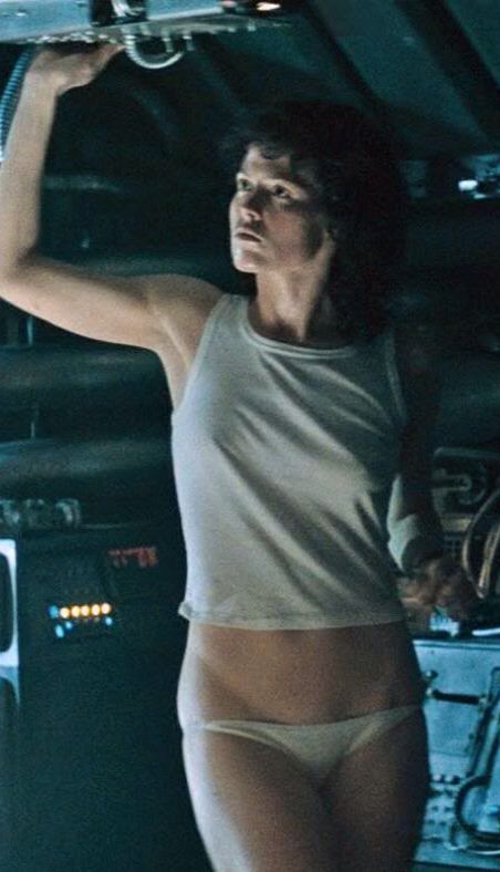 Sigourney Weaver Bikini Pic