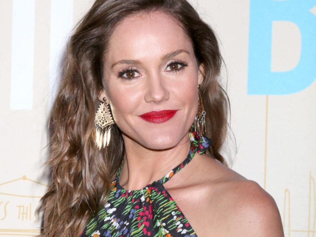Erinn Hayes